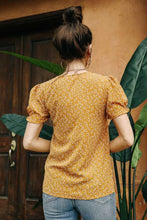 Load image into Gallery viewer, Elise Floral Button Down Blouse