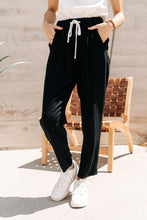 Load image into Gallery viewer, Linen Joggers in Black