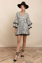 Load image into Gallery viewer, Tiger Lily Bell Sleeve Dress