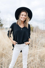 Load image into Gallery viewer, The Weekender Sweater in Black
