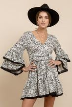Load image into Gallery viewer, Tiger Lily Bell Sleeve Dress
