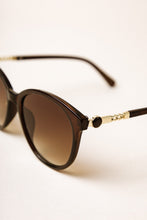 Load image into Gallery viewer, Marilyn Sunglasses in Brown
