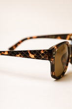 Load image into Gallery viewer, Monte Carlo Sunglasses in Tortoise Shell Brown
